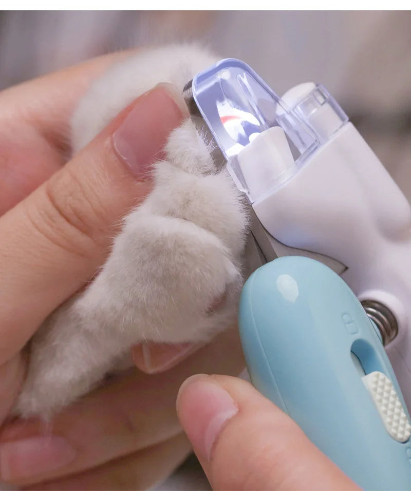 Dog & Cat Nail Clippers – LED & Rechargeable
